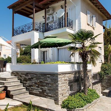 Beach Front Villa Nea Kallikrateia Exteriér fotografie